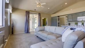TV with cable/satellite channels