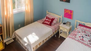 Blackout drapes, iron/ironing board, free WiFi, linens