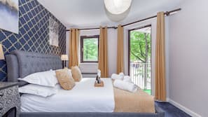 2 bedrooms