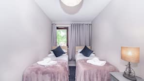 2 bedrooms