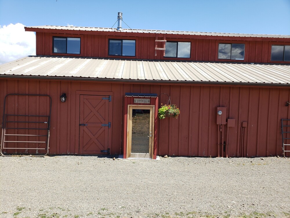 Watt Canyon Ranch Getaway In Ellensburg Hotel Rates Reviews On