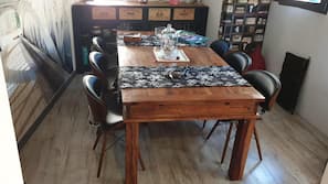 Réfrigérateur, micro-ondes, four, fourneau de cuisine