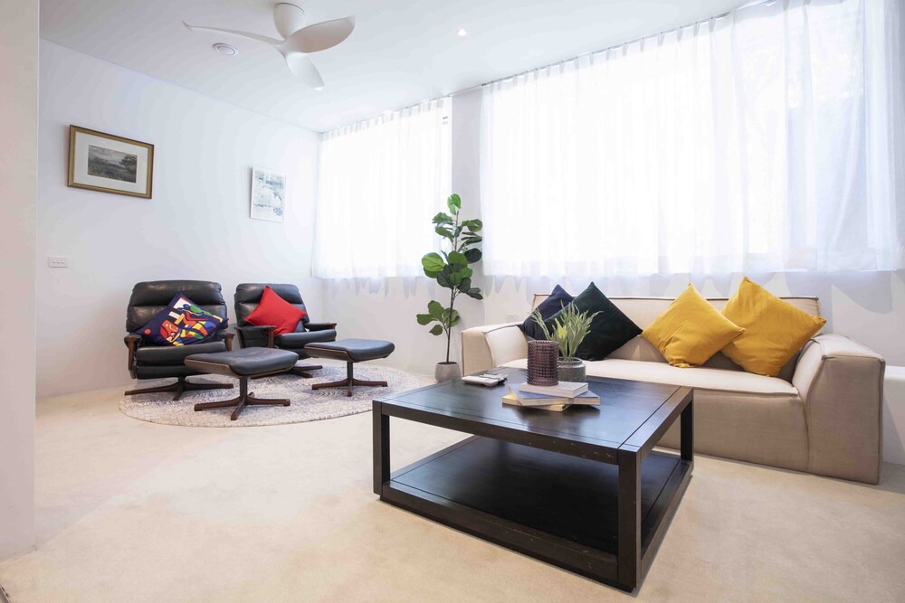 Urban Rest - The Fern Apartments
