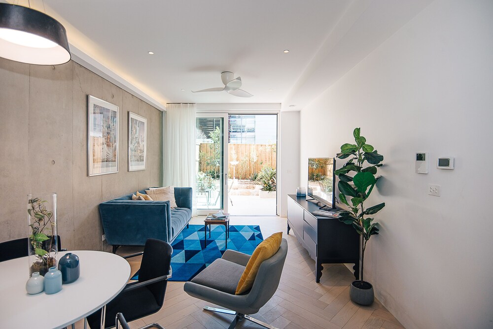Urban Rest - The Fern Apartments