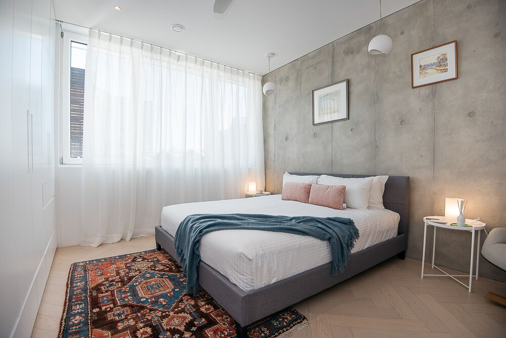 Urban Rest - The Fern Apartments