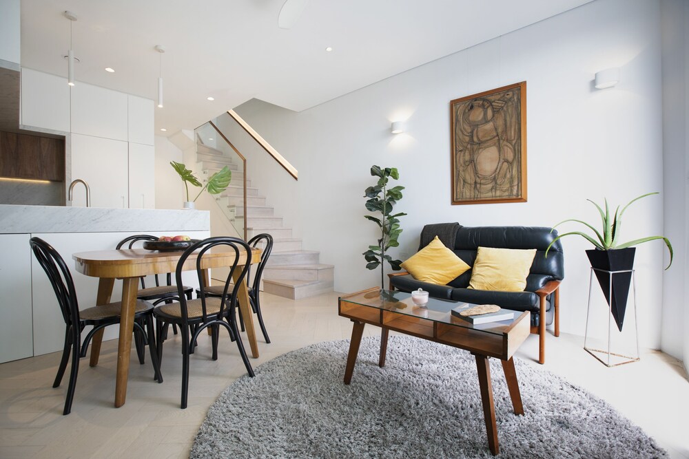 Urban Rest - The Fern Apartments