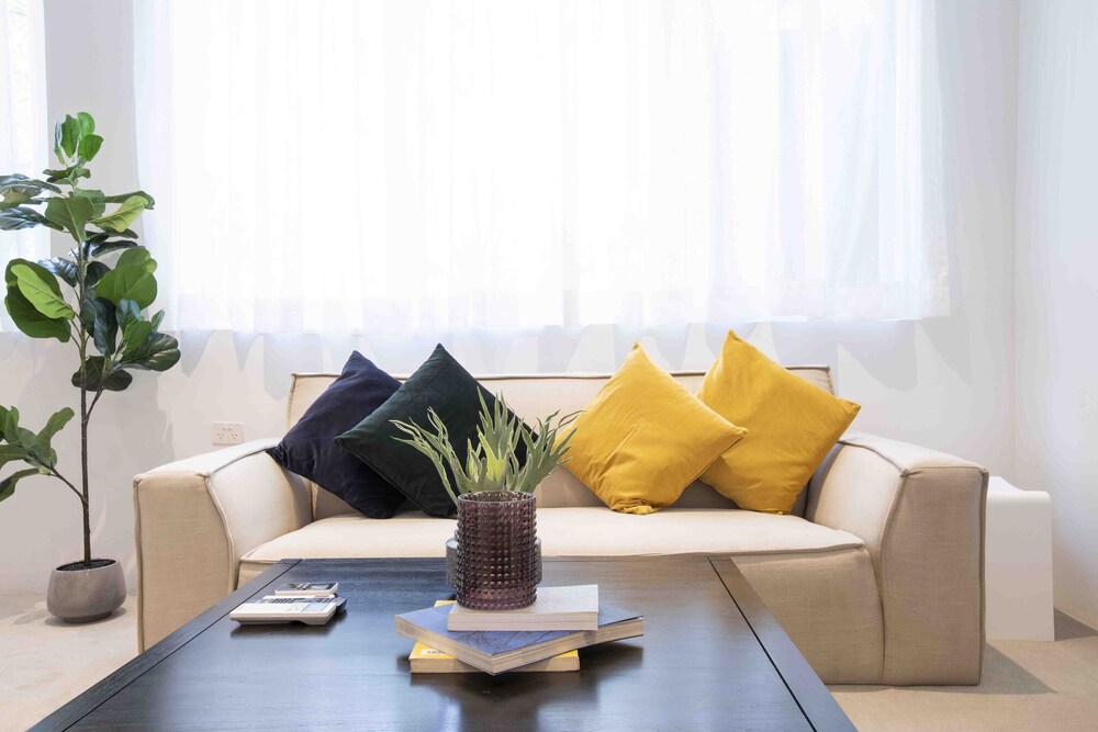 Urban Rest - The Fern Apartments