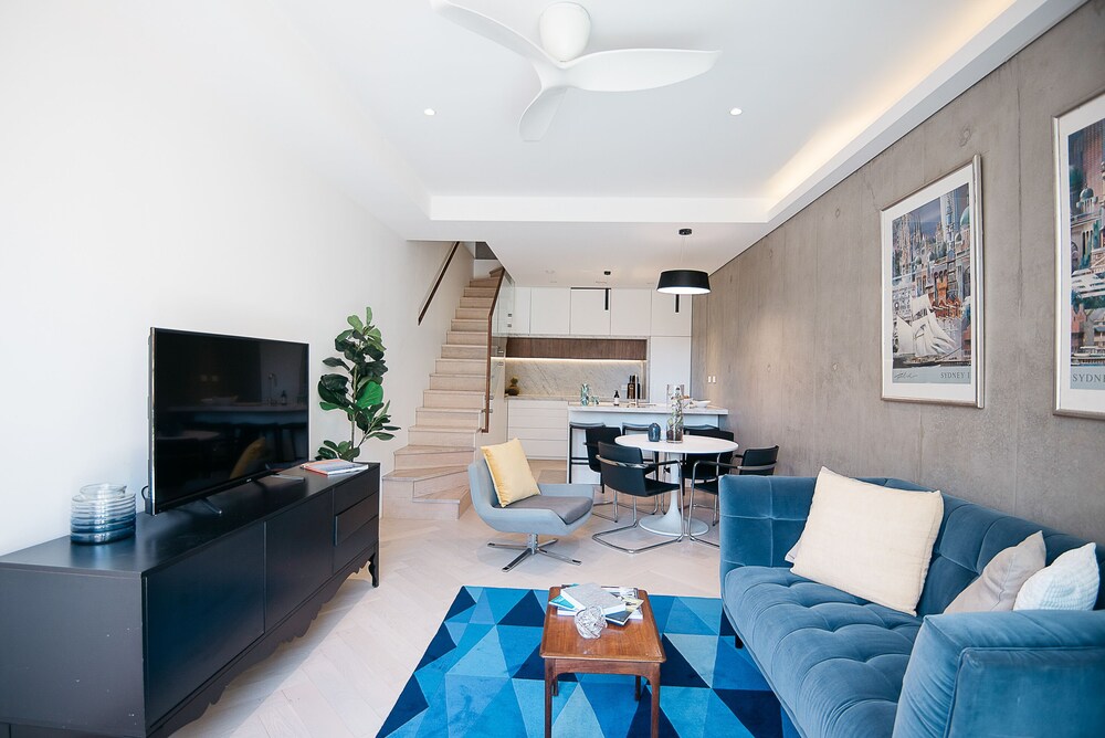 Urban Rest - The Fern Apartments