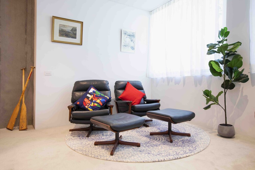Urban Rest - The Fern Apartments