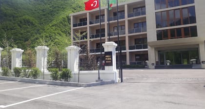 Sheki Park Hotel