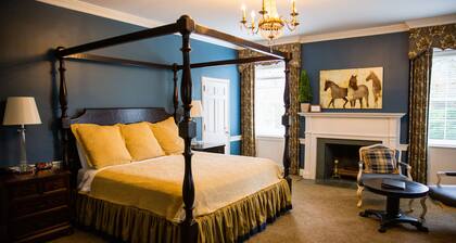 Providence Manor House Bed & Breakfast