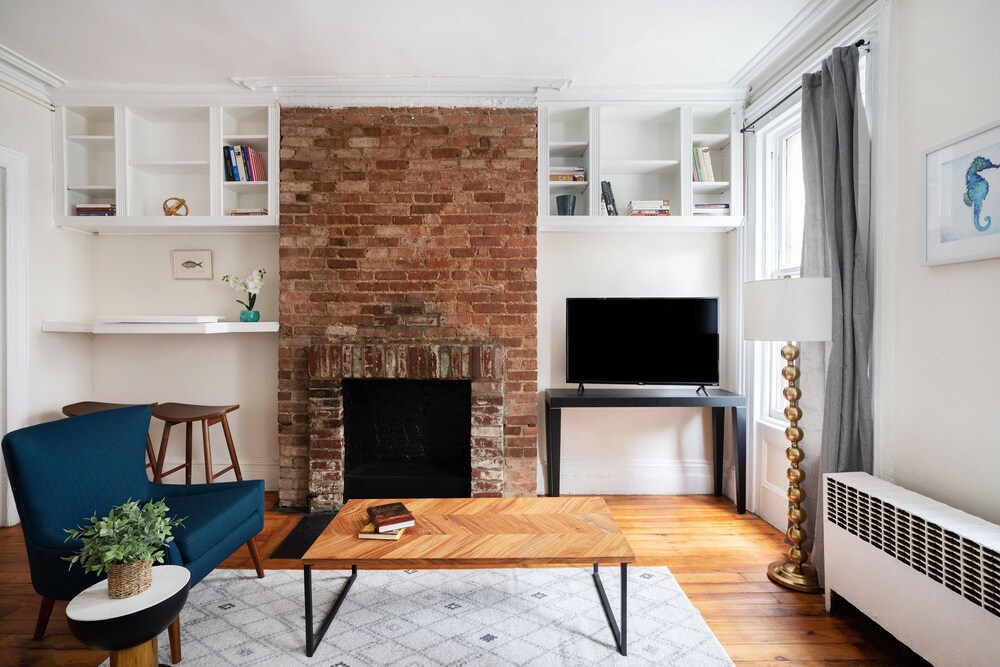 Nyc West Village Charming 2 Bedroom Apt In New York Cheap