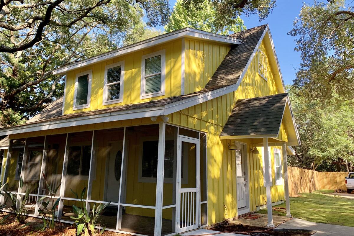 The Gulf Coast Sunflower House 2020 Room Prices Deals Reviews Expedia