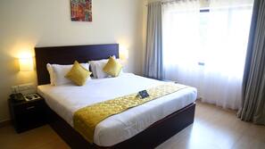 In-room safe, laptop workspace, blackout curtains, iron/ironing board
