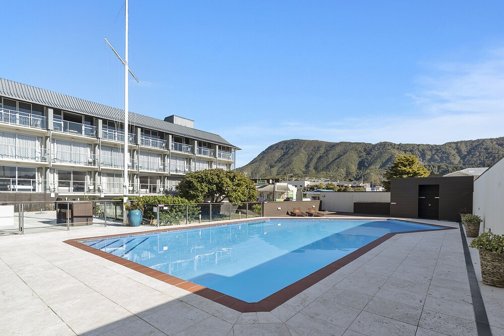 Number 4 on The Moorings Picton Holiday Apartment Deals & Reviews