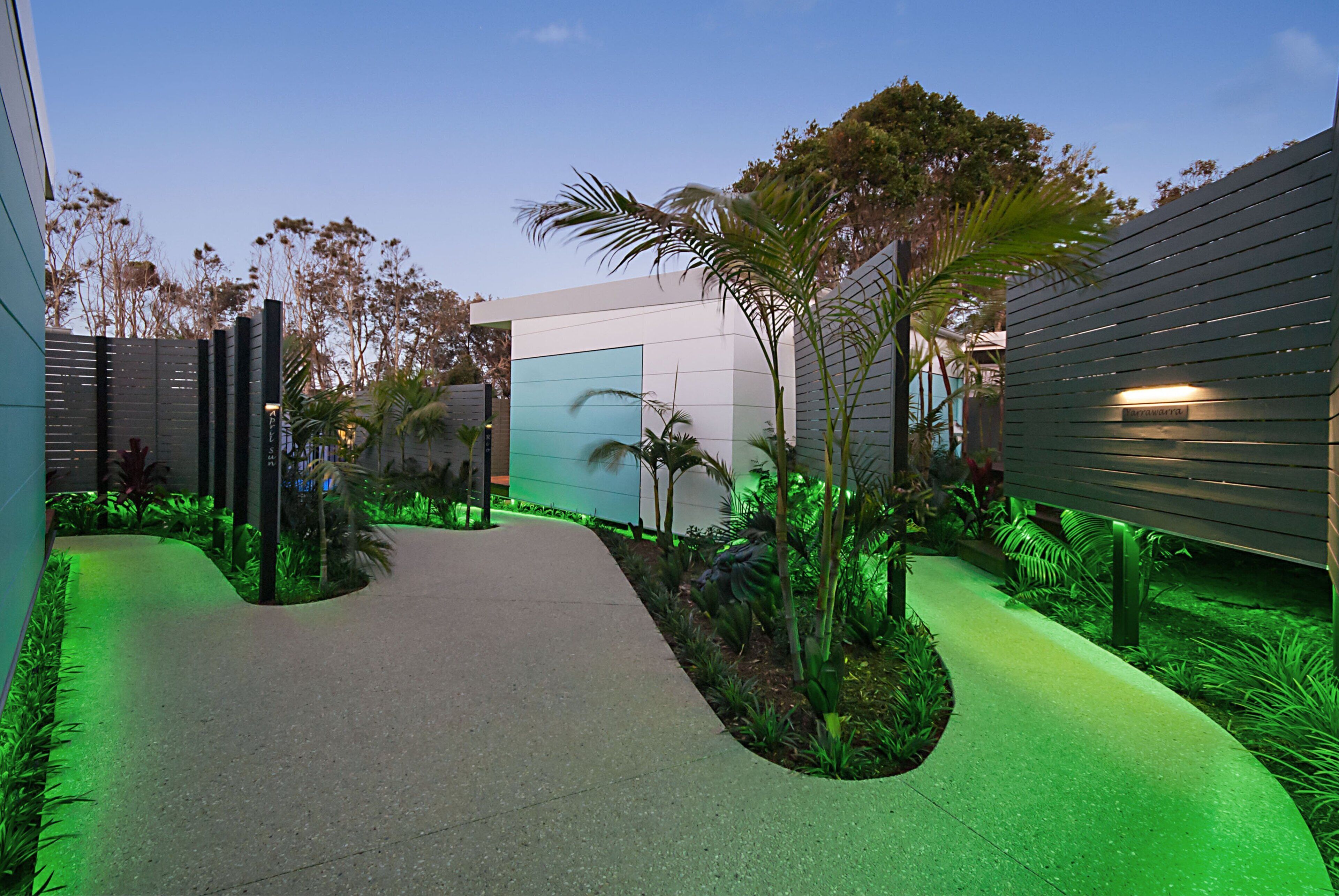 April Sun Villa - Beachfront Villas in the Heart of Byron Bay