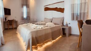 Desk, laptop workspace, free cribs/infant beds, free WiFi