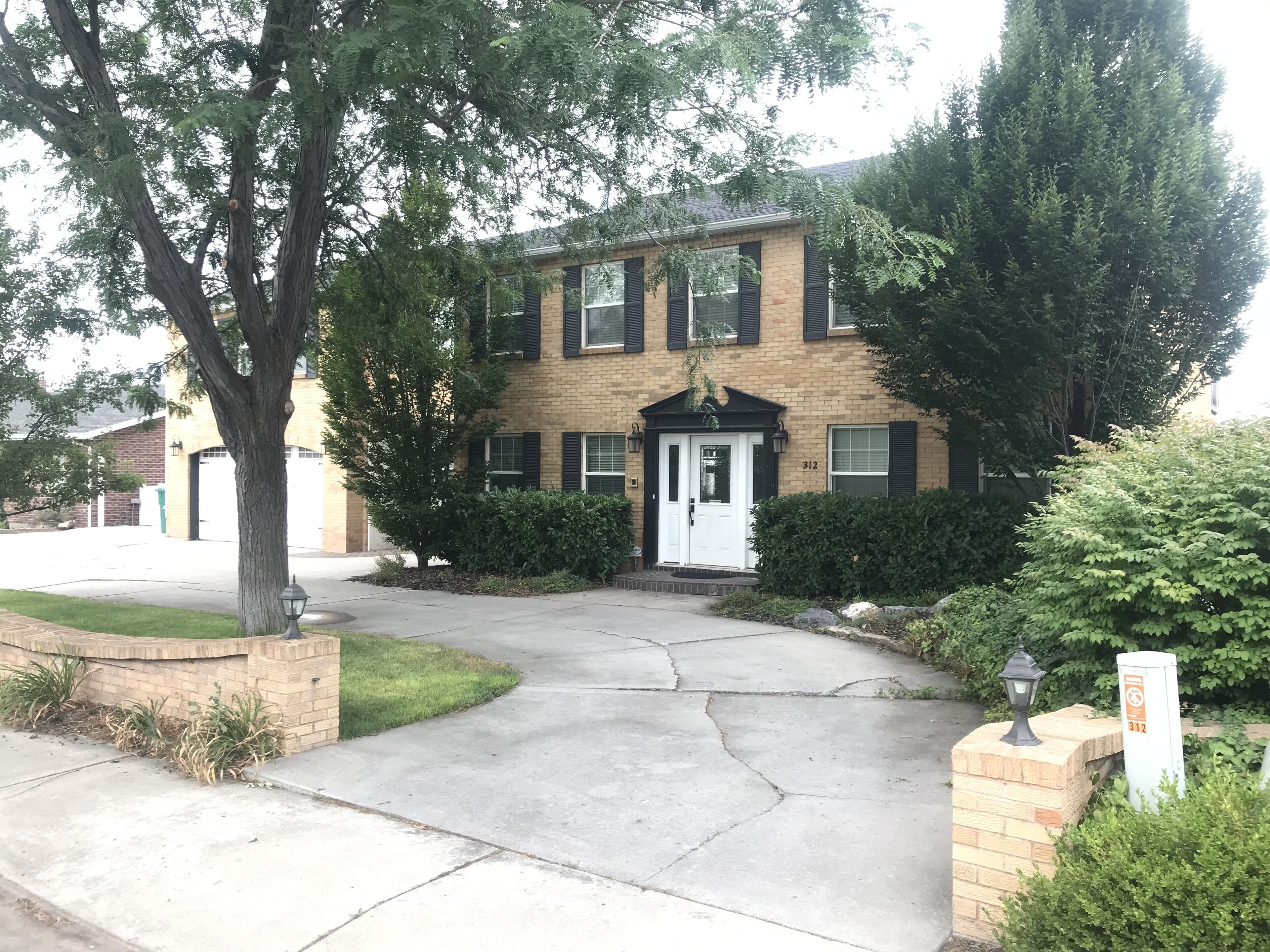 Close to Byu, Mtc, Uvu, Temples - 6 Bedroom-theater-piano-steam Spa-sport Court in Provo, United States