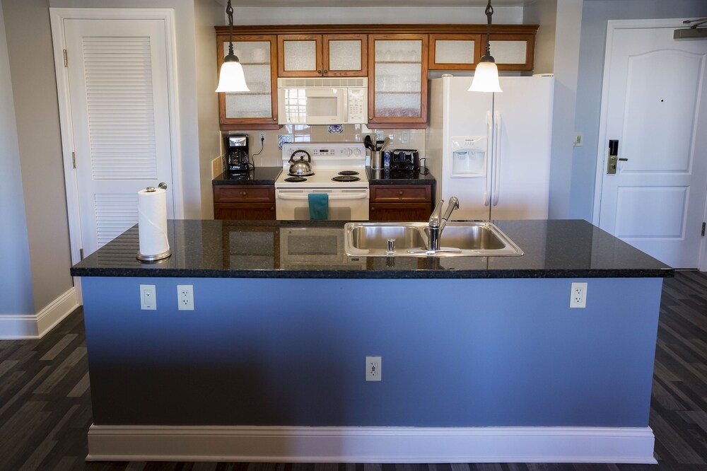 Top floor, BEST view, Viera condo at Lake Las Vegas! in Las Vegas Best Rates & Deals on Orbitz