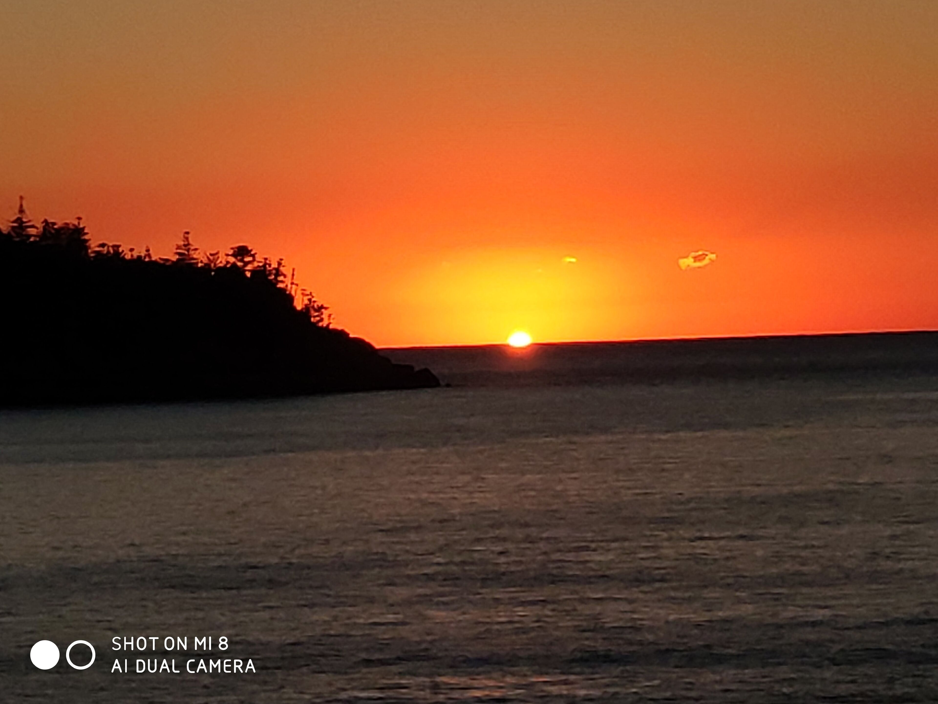 Best at Bright Point 4 Bedroom Absolute Waterfront Apartment