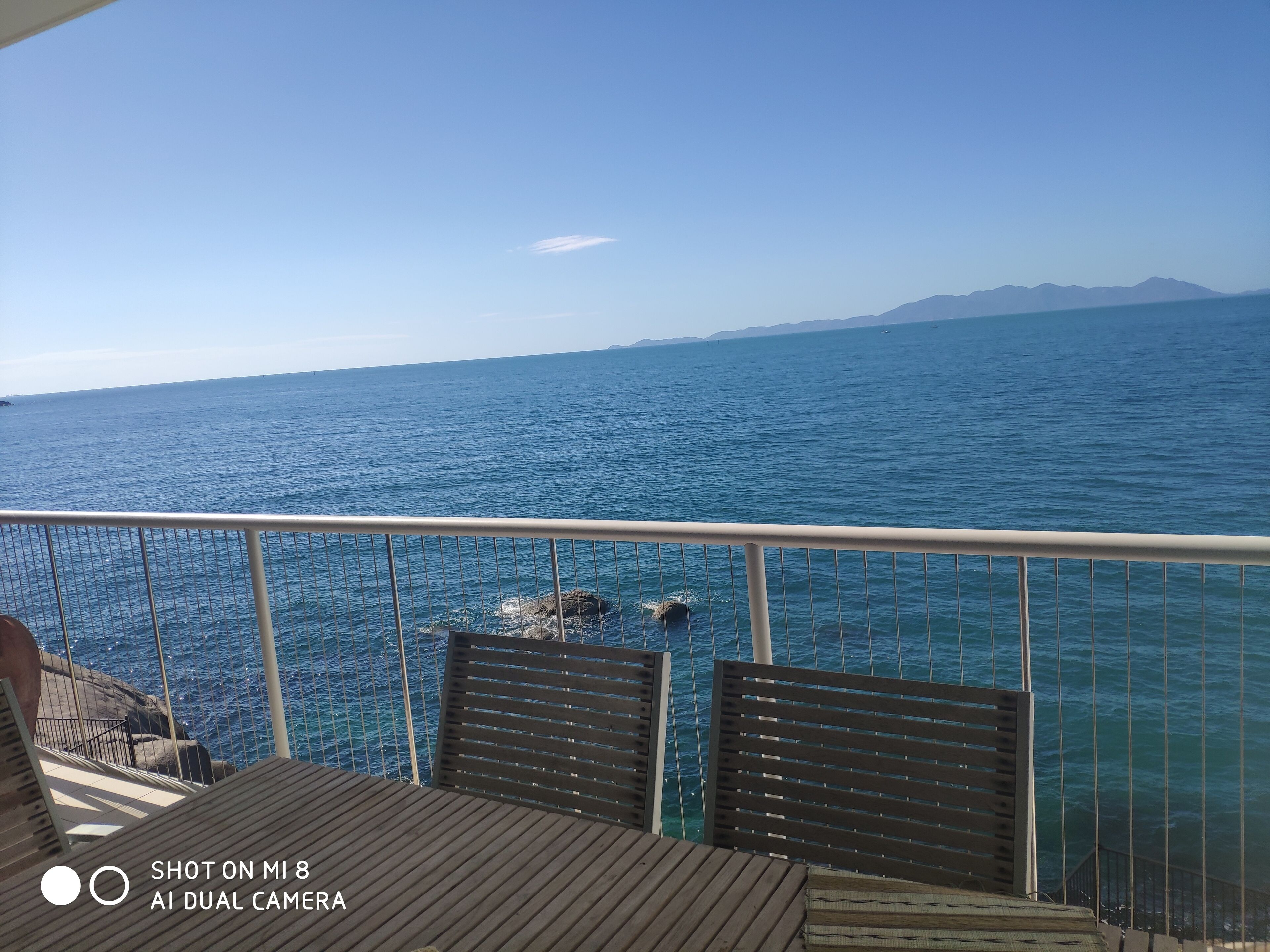 Best at Bright Point 4 Bedroom Absolute Waterfront Apartment