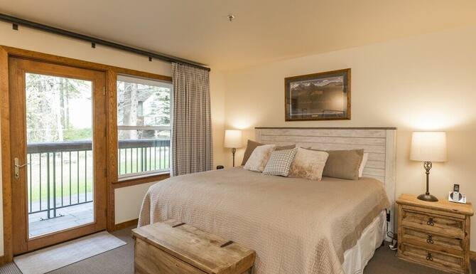 Kintla 202 Lock Off 1 Br Hotel Room In Whitefish Mt Expedia