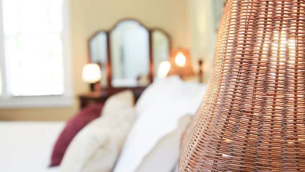 4 bedrooms, iron/ironing board, Internet, bed sheets