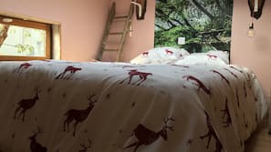 Individually decorated, individually furnished, free cots/infant beds