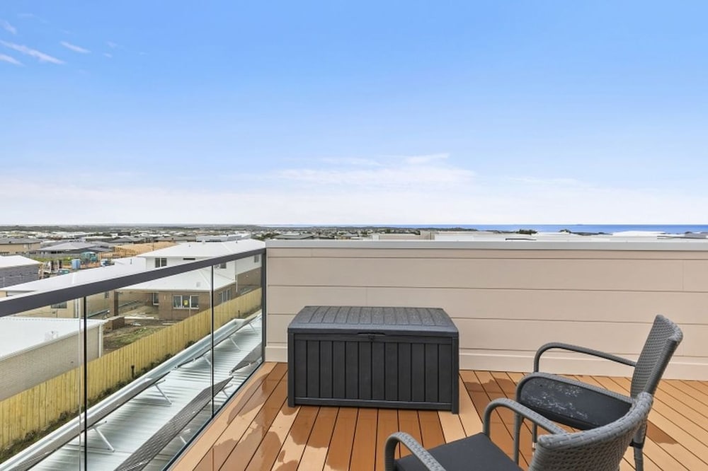 Ocean Views and Rooftop Deck Scott 29 T1232