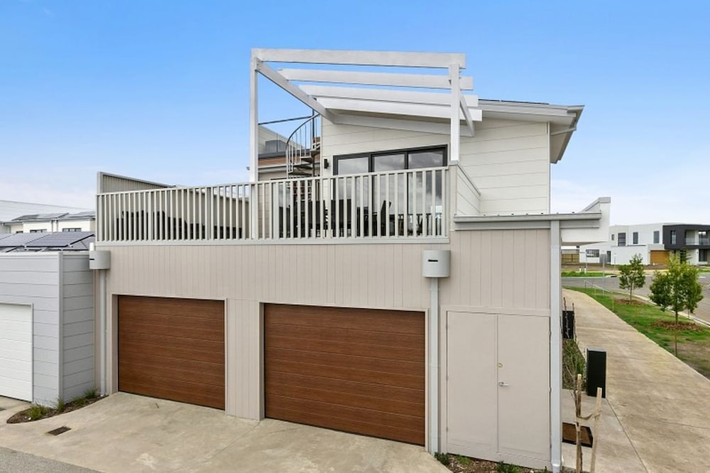 Ocean Views and Rooftop Deck Scott 29 T1232