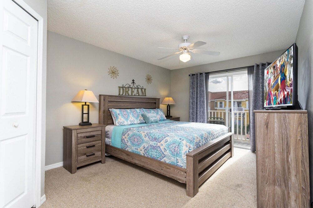 Disney, Universal! 4 BR Resort Style Townhouse