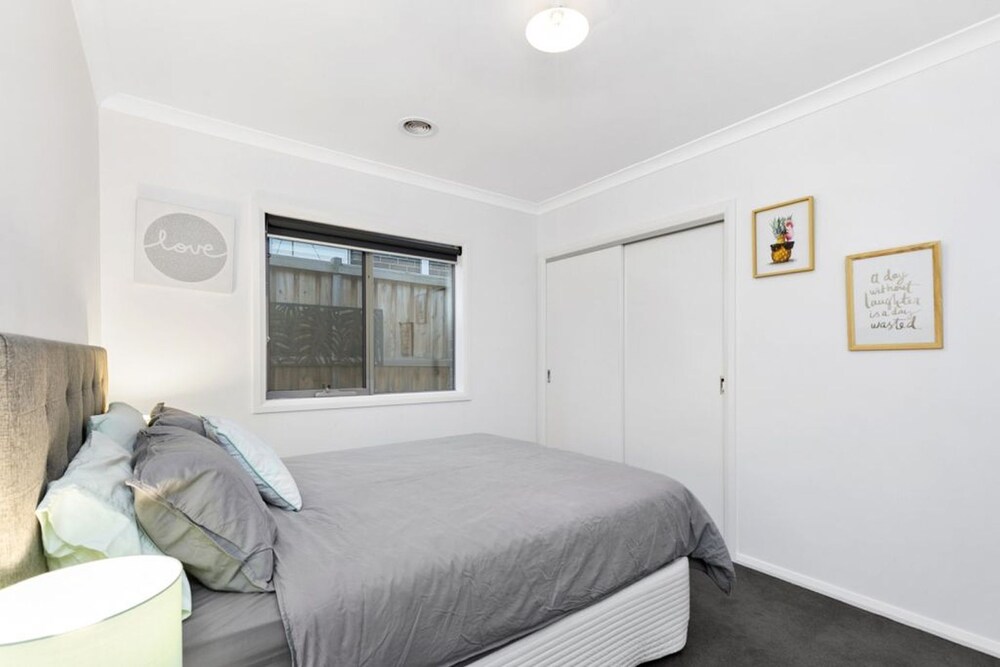 Quay 2 Merrijig Mini Resort T1230