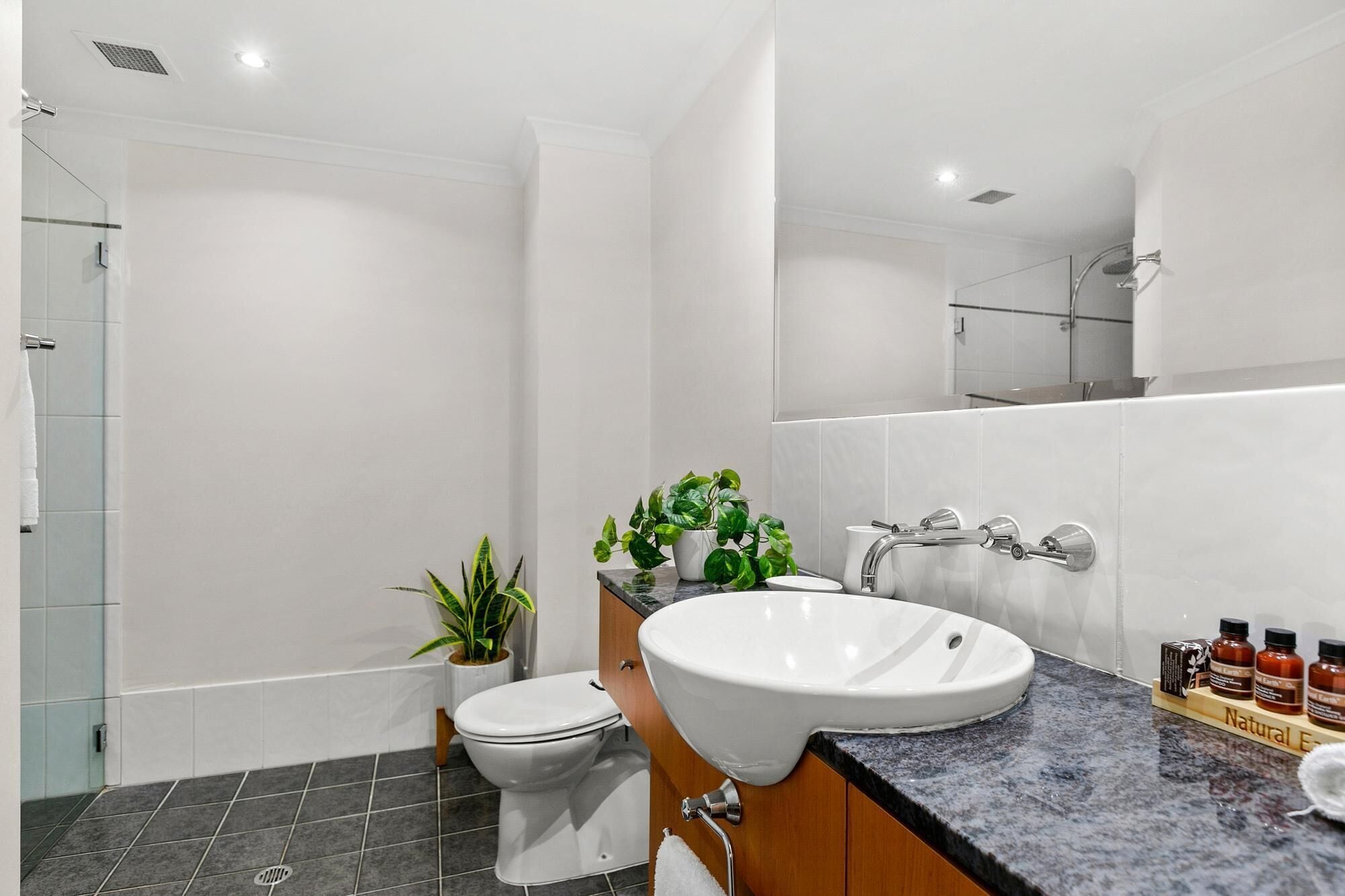 56 Alamanda, Palm Cove - Poolside Apt. In Alamanda Beachfront Resort