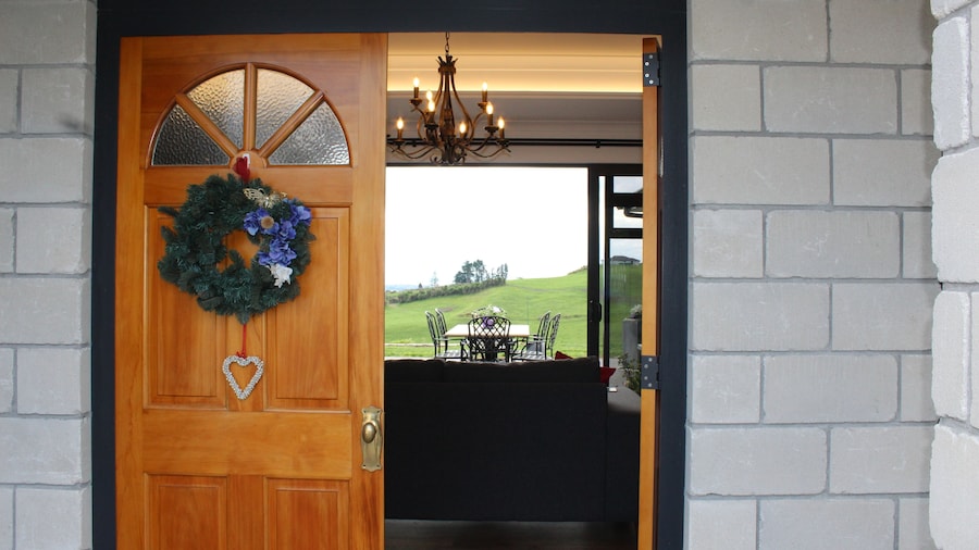 Arohanui Rural Retreat & BnB