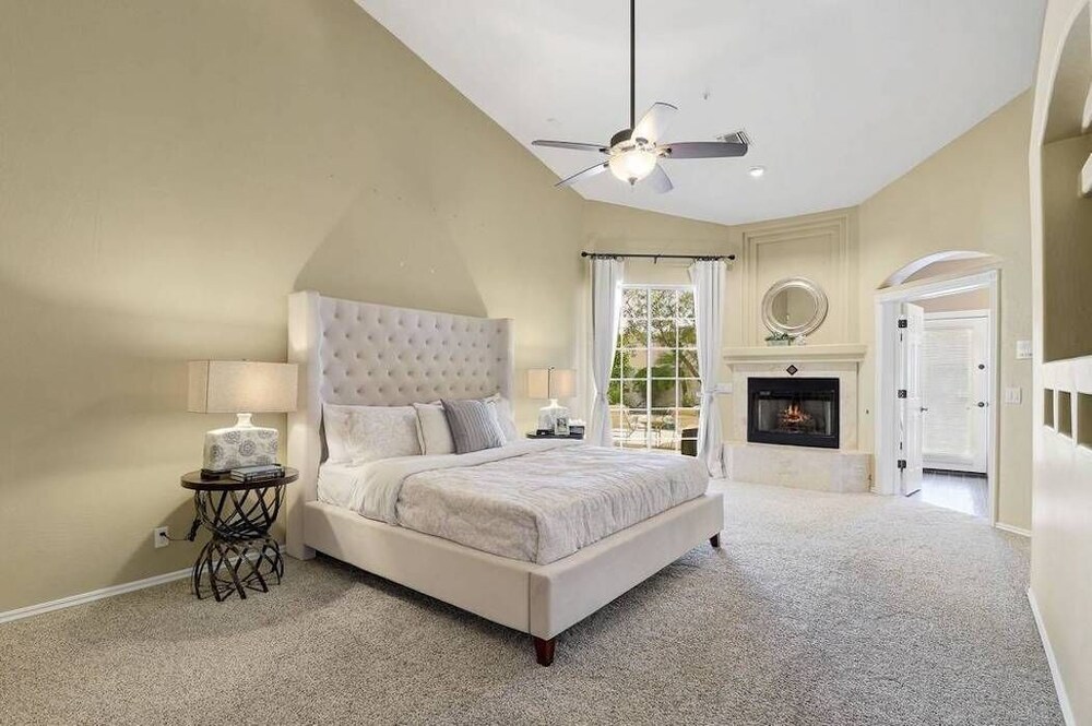 The Tropical Estate -  - Close to the strip - ASK ABOUT OUR SPECIAL!!