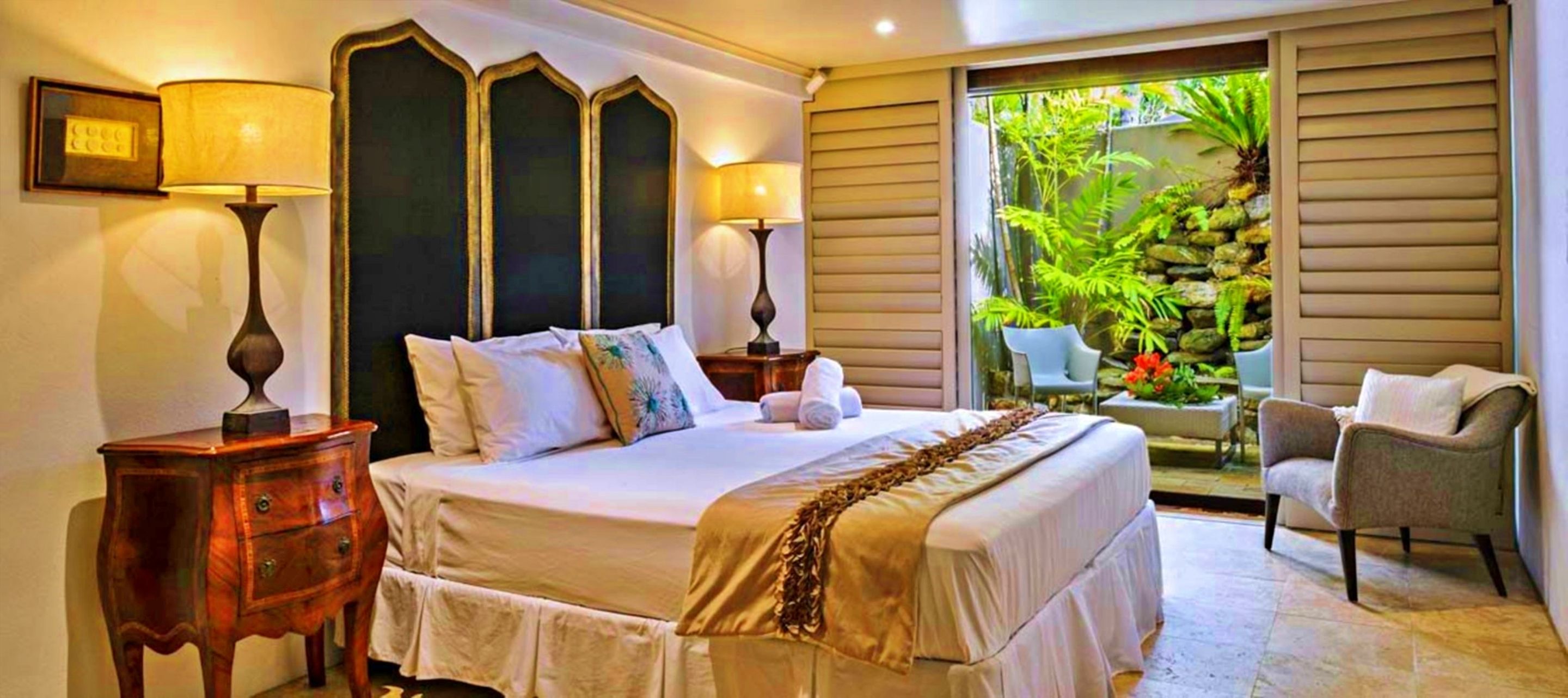 Oceans Edge Beach House At Oak Beach