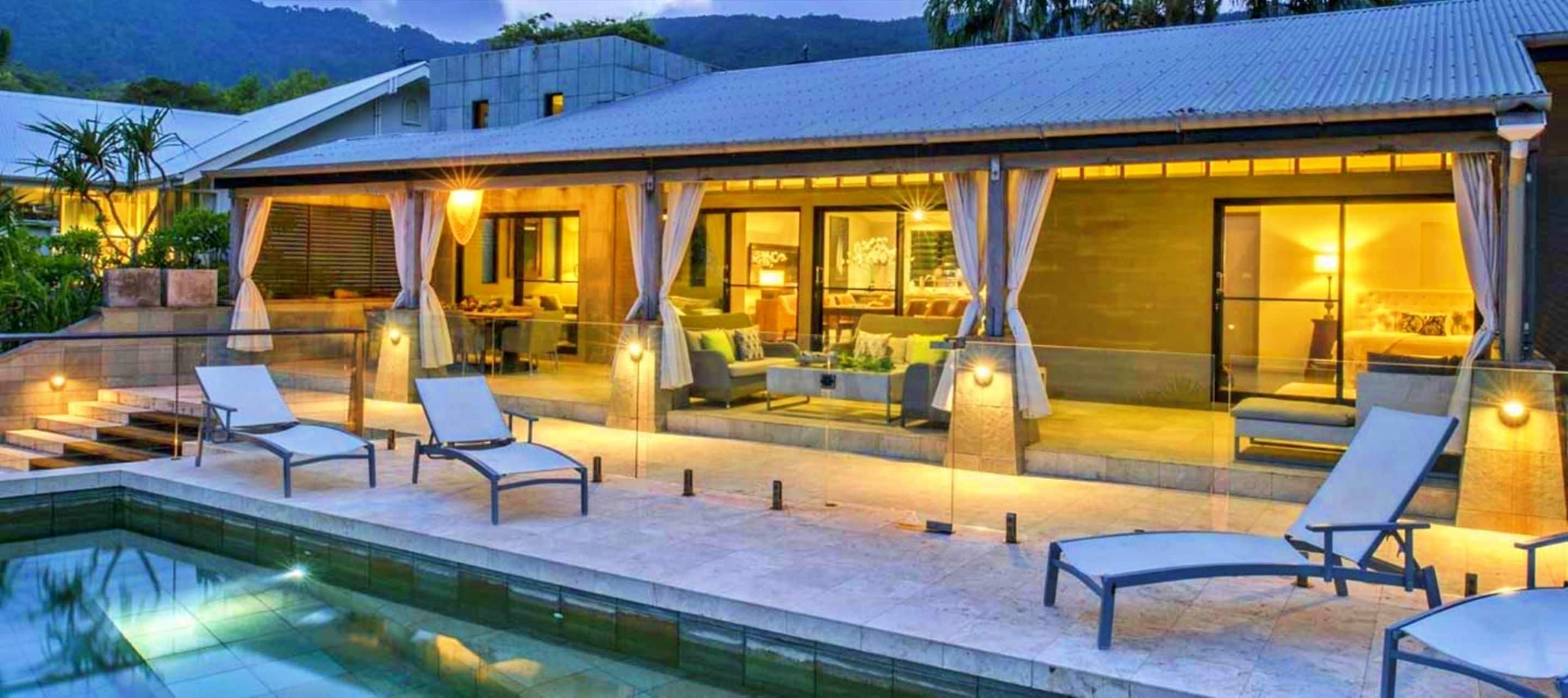 Oceans Edge Beach House At Oak Beach