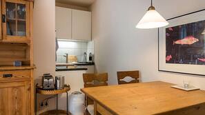 Kühlschrank, Ofen, Herd, Geschirrspüler