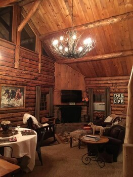 Picture Perfect Vermont Log Cabin Close To Everything Manchester