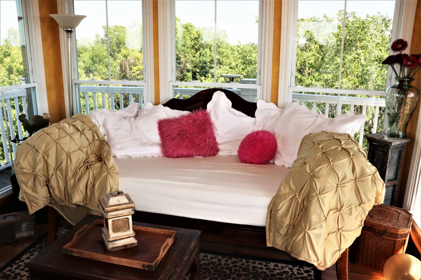 Extraordinary Ranch Manor in the Heart of the Famous 1000 Islands in Kingston, Canada