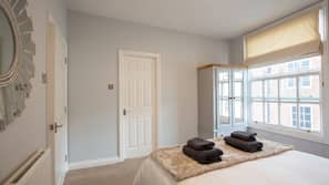 2 bedrooms