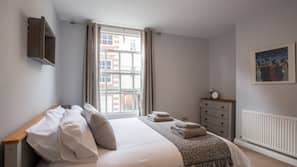 2 bedrooms