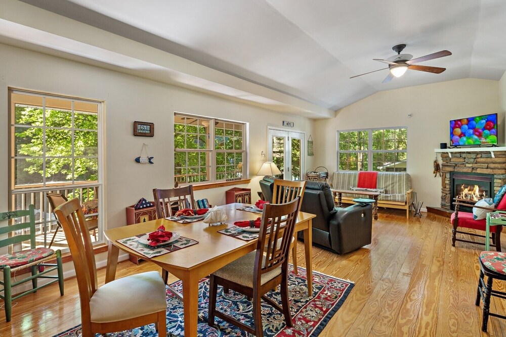 Blarney Stone Cottage Mr Lake Lure Vacation Rentals In Lake Lure