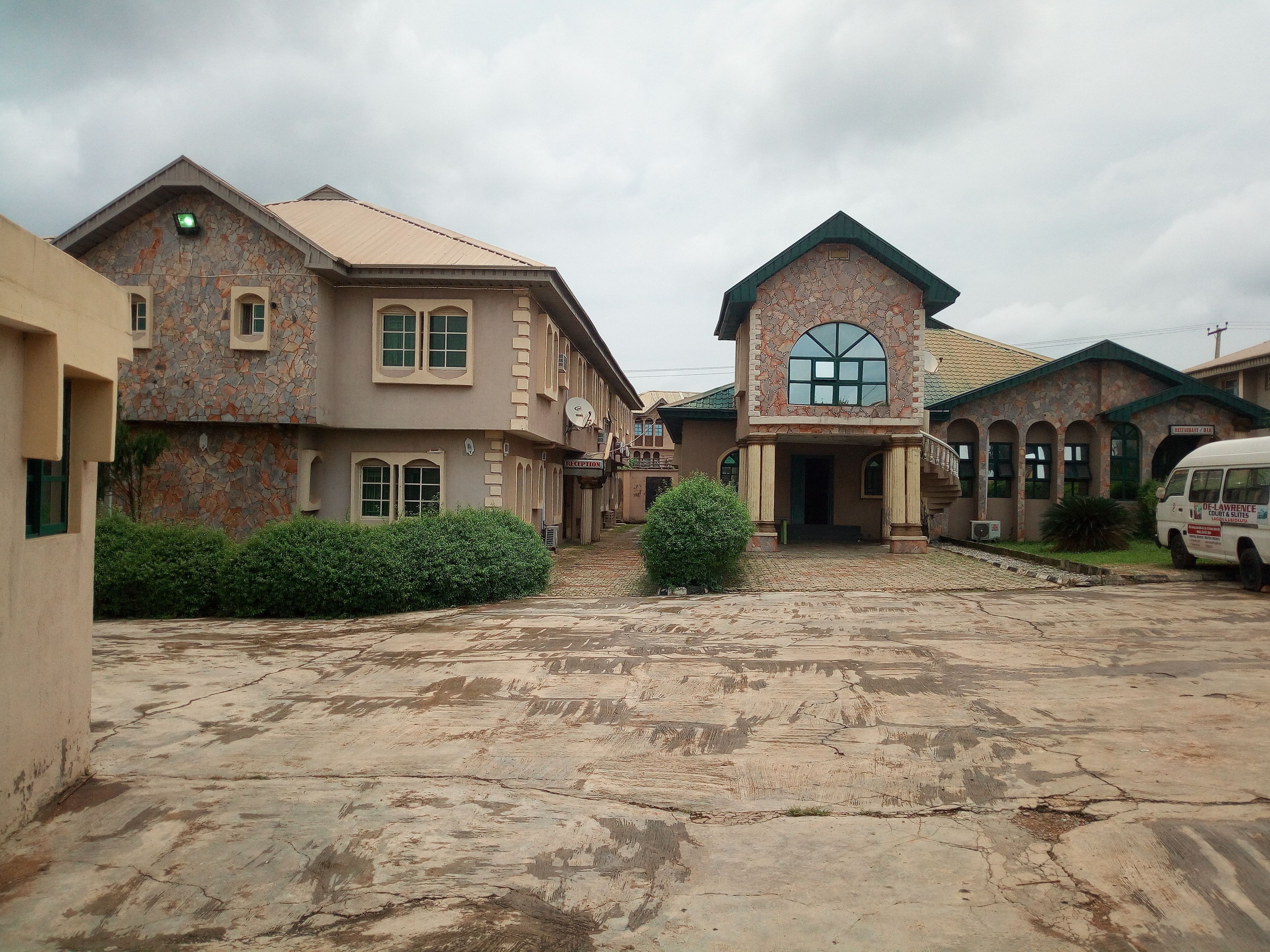 De Lawrence Court and Suites Abeokuta in Abeokuta in Abeokuta, Nigeria