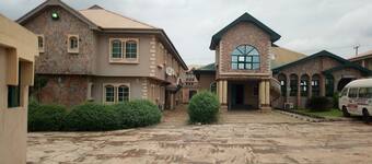 エイトロ観光ガイド 定番人気スポットを参考に自分にピッタリの観光プランを立てよう エクスペディア