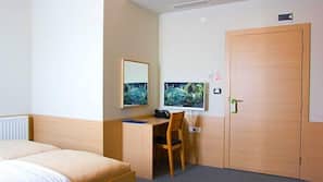Minibar, in-room safe, desk, free cribs/infant beds