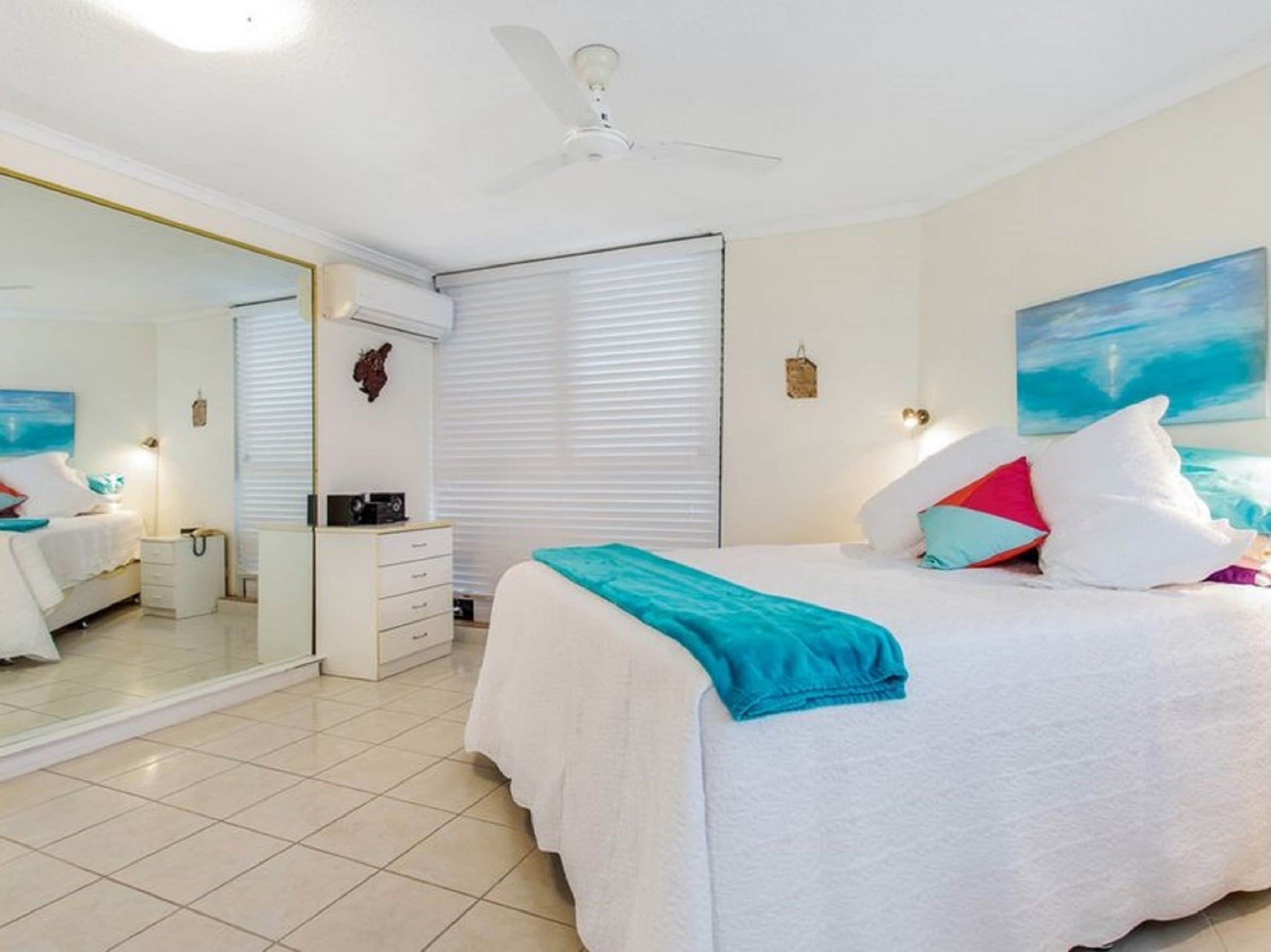 Cairns Ocean View Apartment in Aquarius