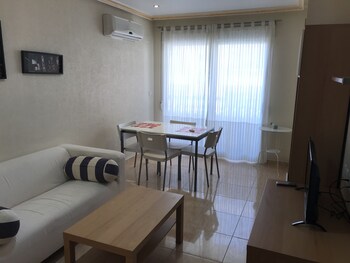 Homely Apartments Las Salinas