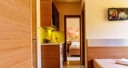 Relax Apartments & Studios