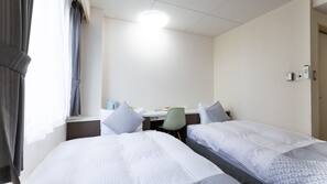 Free WiFi, linens